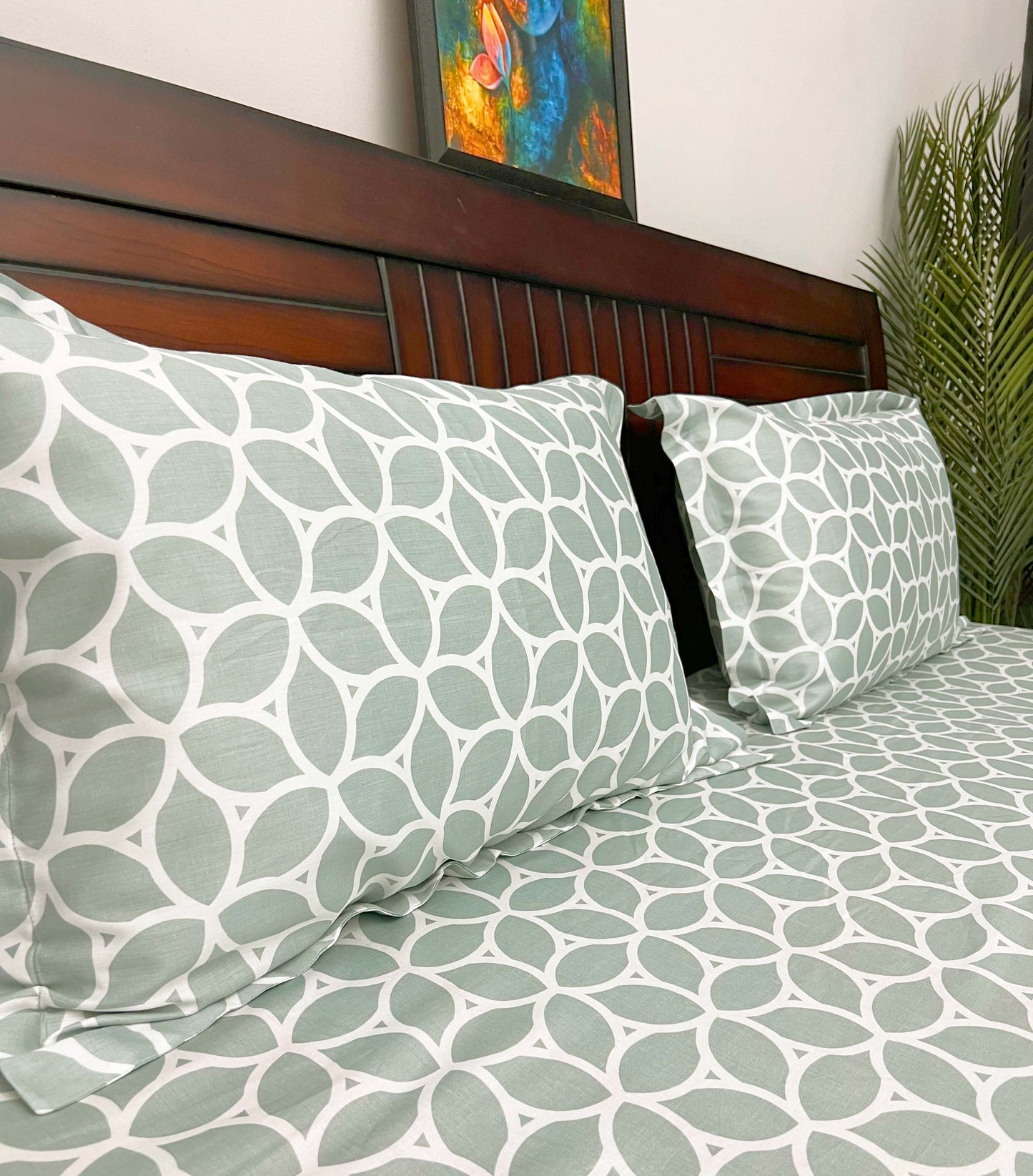 Fitted Abstract - 300 TC, Superior Cotton, Fitted Bedsheet Set