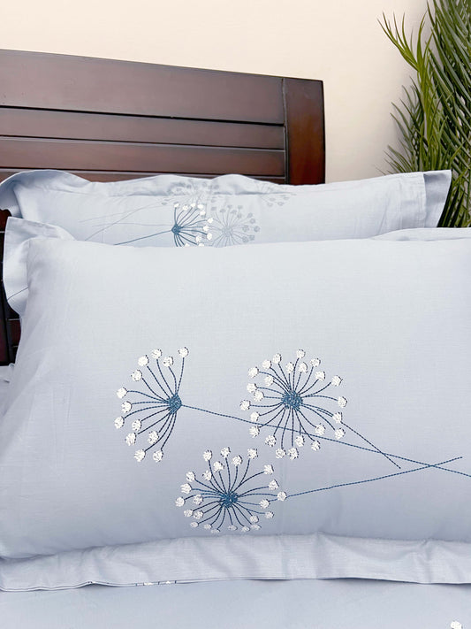 Dandelions - 210 TC Super Soft , King Size Bedsheet Set