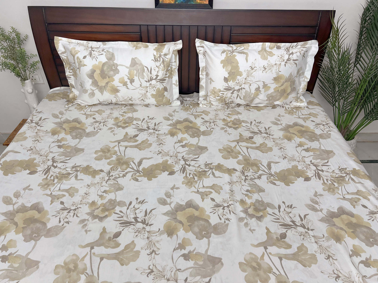 Blooming Grace - 300 TC, Superior Cotton, King Size Bedsheet Set